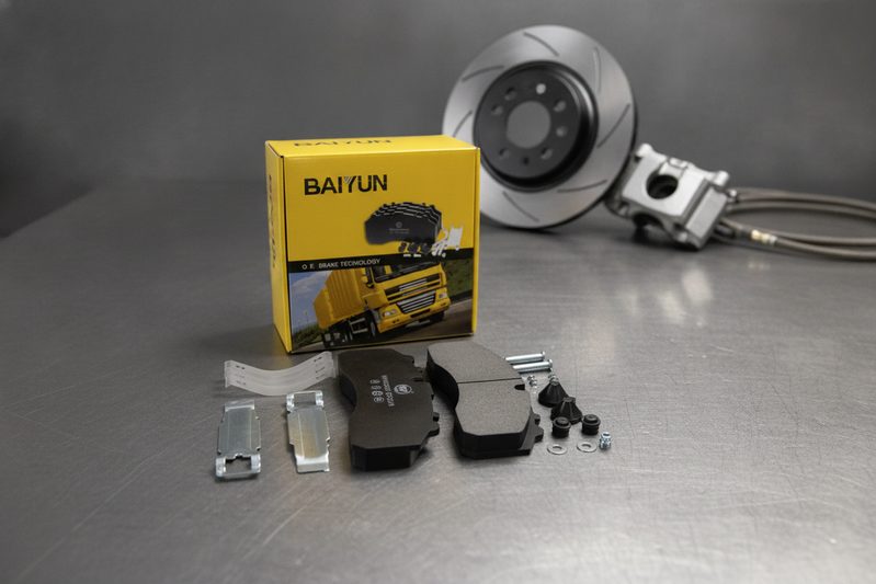 Комплект тормозных колодок BAIYUN Brake для грузовиков DAF с сертификацией ECE R90 и датчиком износа