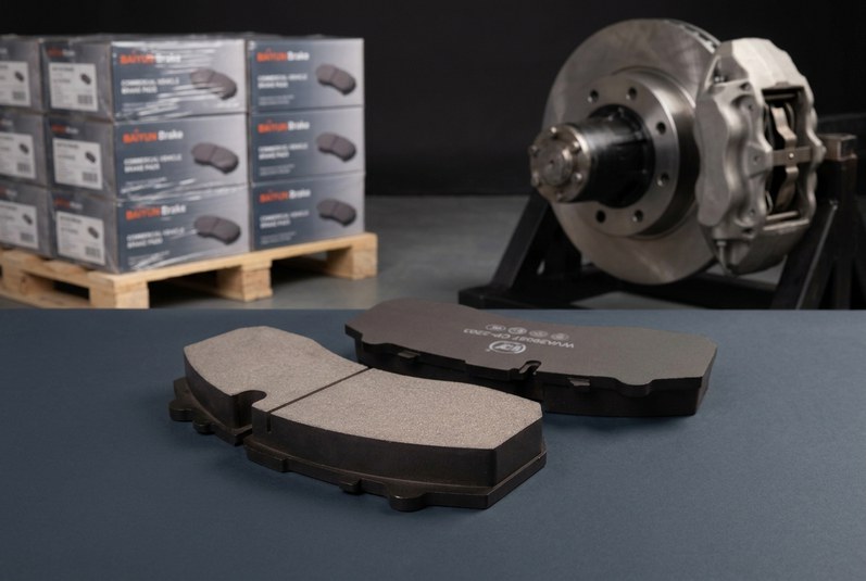 Поставка тормозных колодок для тяжелых грузовиков под частной маркой BAIYUN Brake